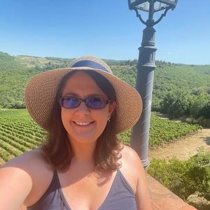 Meet your Posher, Kellie